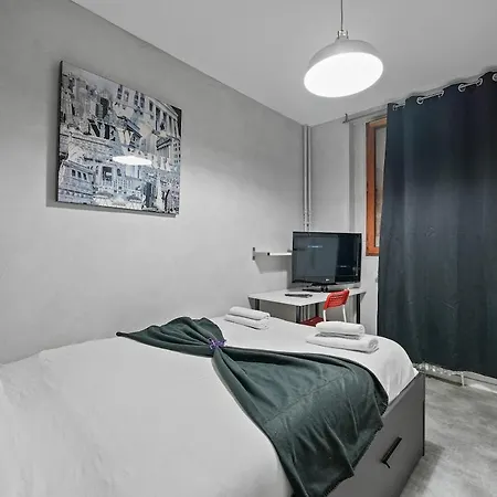 Welcome To Village Parisien 2 Apartman